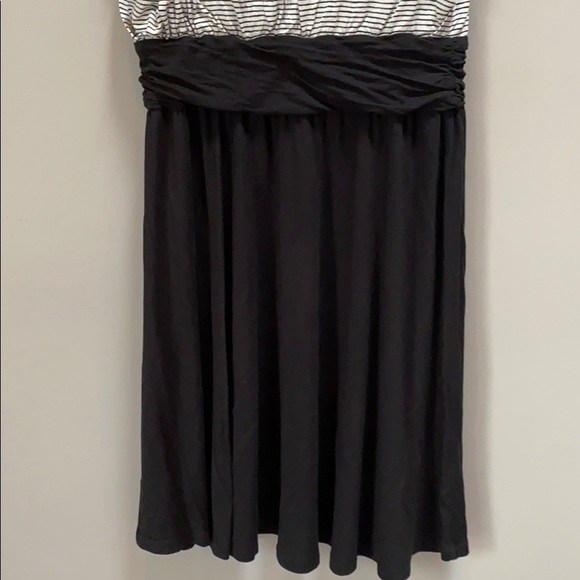 Loft Sleeveless Dress - Picture 4 of 8